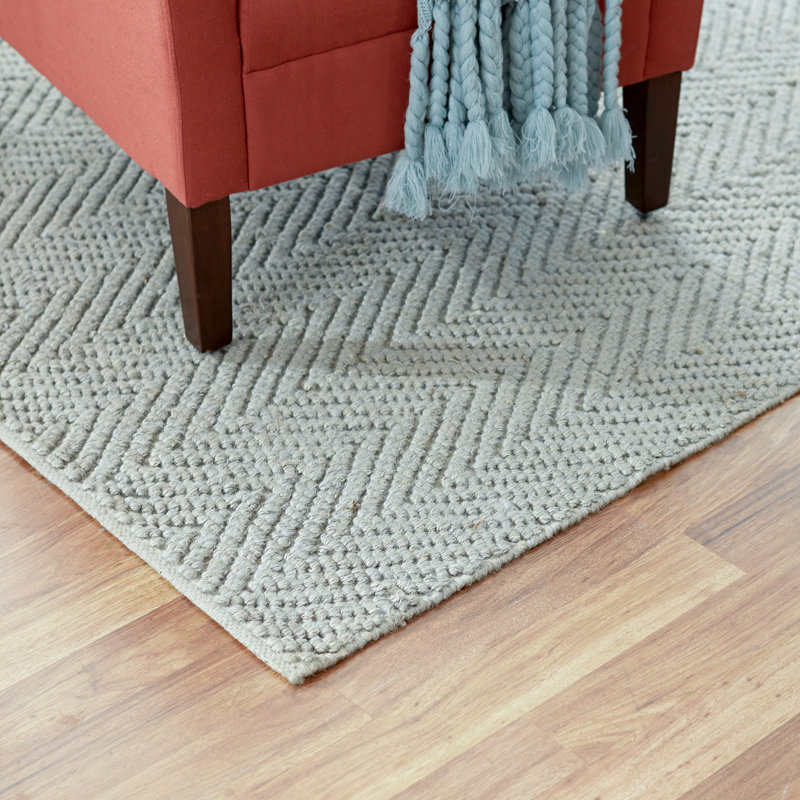 Three Posts Honesdale Chevron Handmade Flatweave Jute/Sisal Gray Area